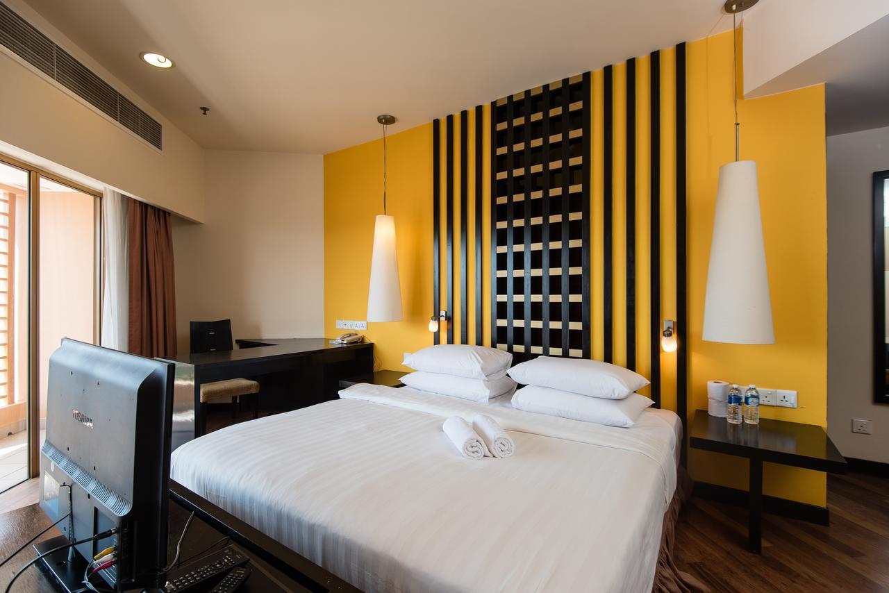 W Studio Resort Suites Petaling Jaya Dış mekan fotoğraf
