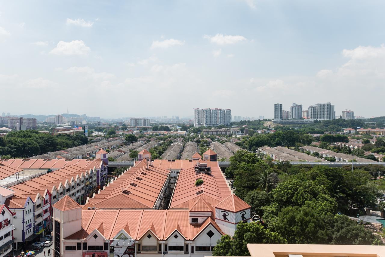 W Studio Resort Suites Petaling Jaya Dış mekan fotoğraf