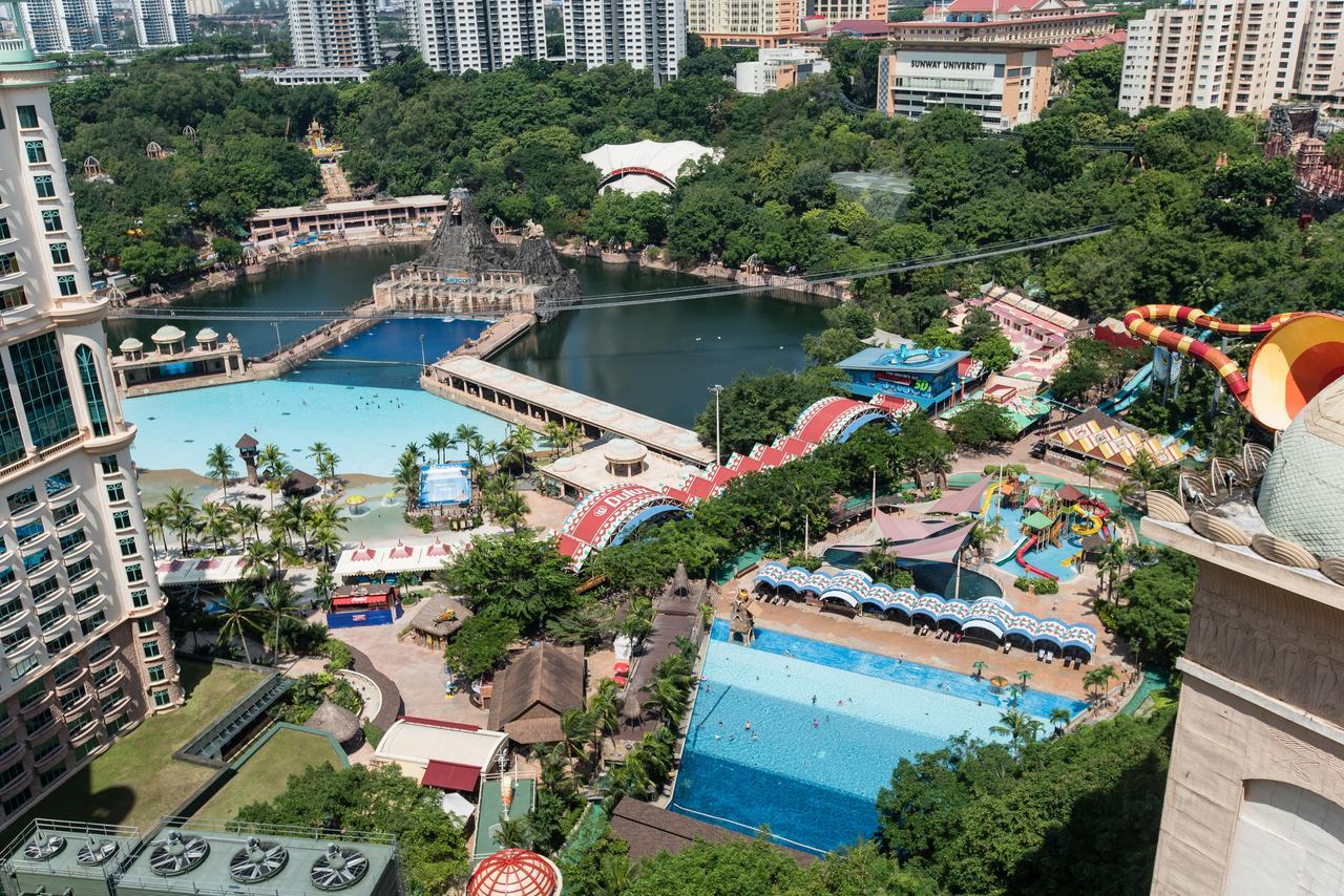 W Studio Resort Suites Petaling Jaya Dış mekan fotoğraf