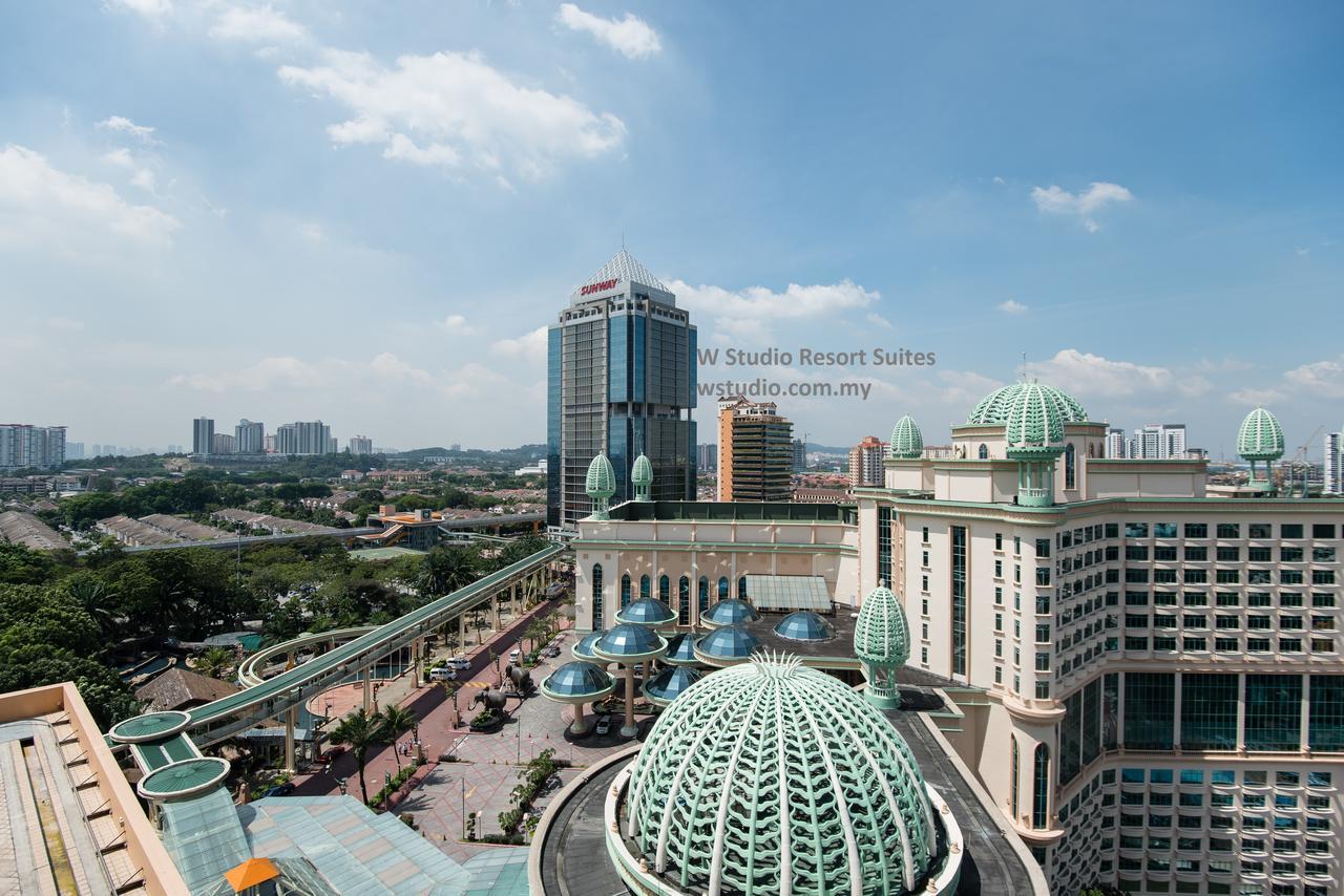 W Studio Resort Suites Petaling Jaya Dış mekan fotoğraf